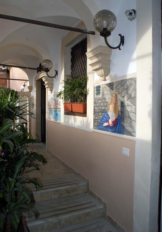 Casa Alcala Deluxe Hotell Catania Eksteriør bilde